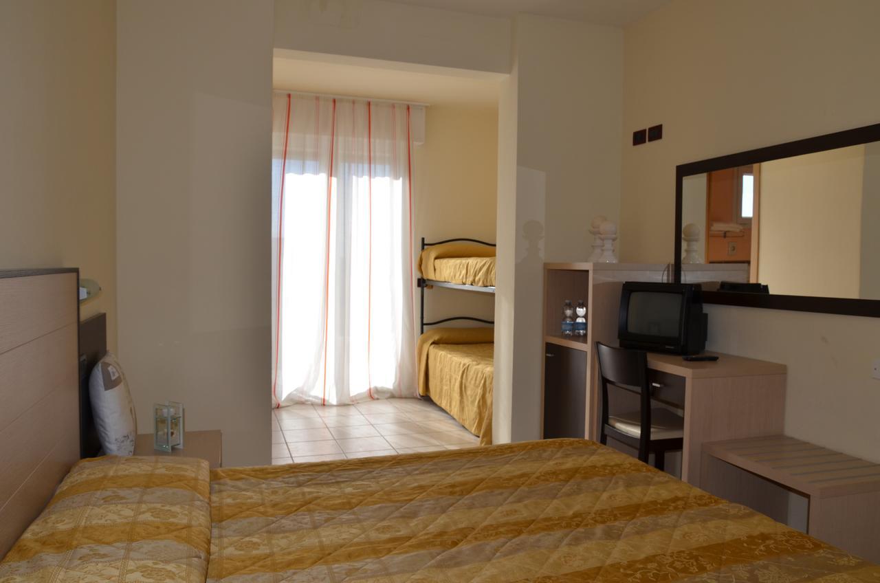 Hotel Mirage Milano Marittima Eksteriør bilde